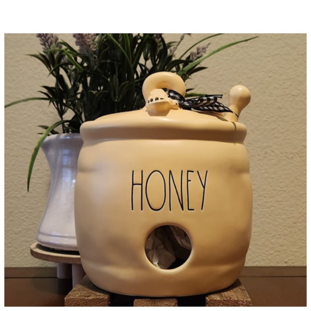NEW Rae Dunn 'Honey' Honey Pot Shaped Bird House with Bee & Dipper Handle Figure - Picture 3 of 6